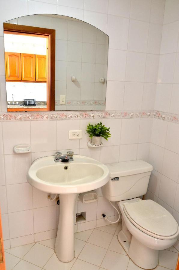 Apartamentos El Penon Del Rodadero Vista Al Mar - By Apartamar Santa Marta エクステリア 写真